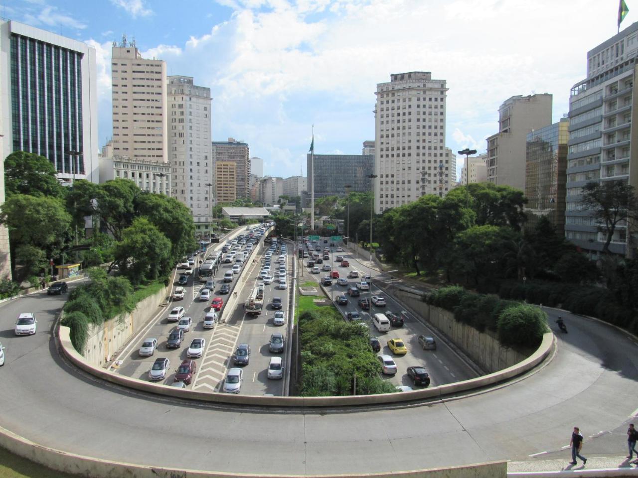 Hotel Ideal Fliper Com Estacionamento Gratis Para Carro Pequeno Altura Padrao "Internet Fibra" Сан-Пауло Экстерьер фото